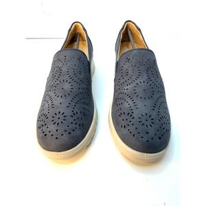 Easy Street Women's Ying Comfort Slip-On Flats Navy Size 7 NWT/BOX